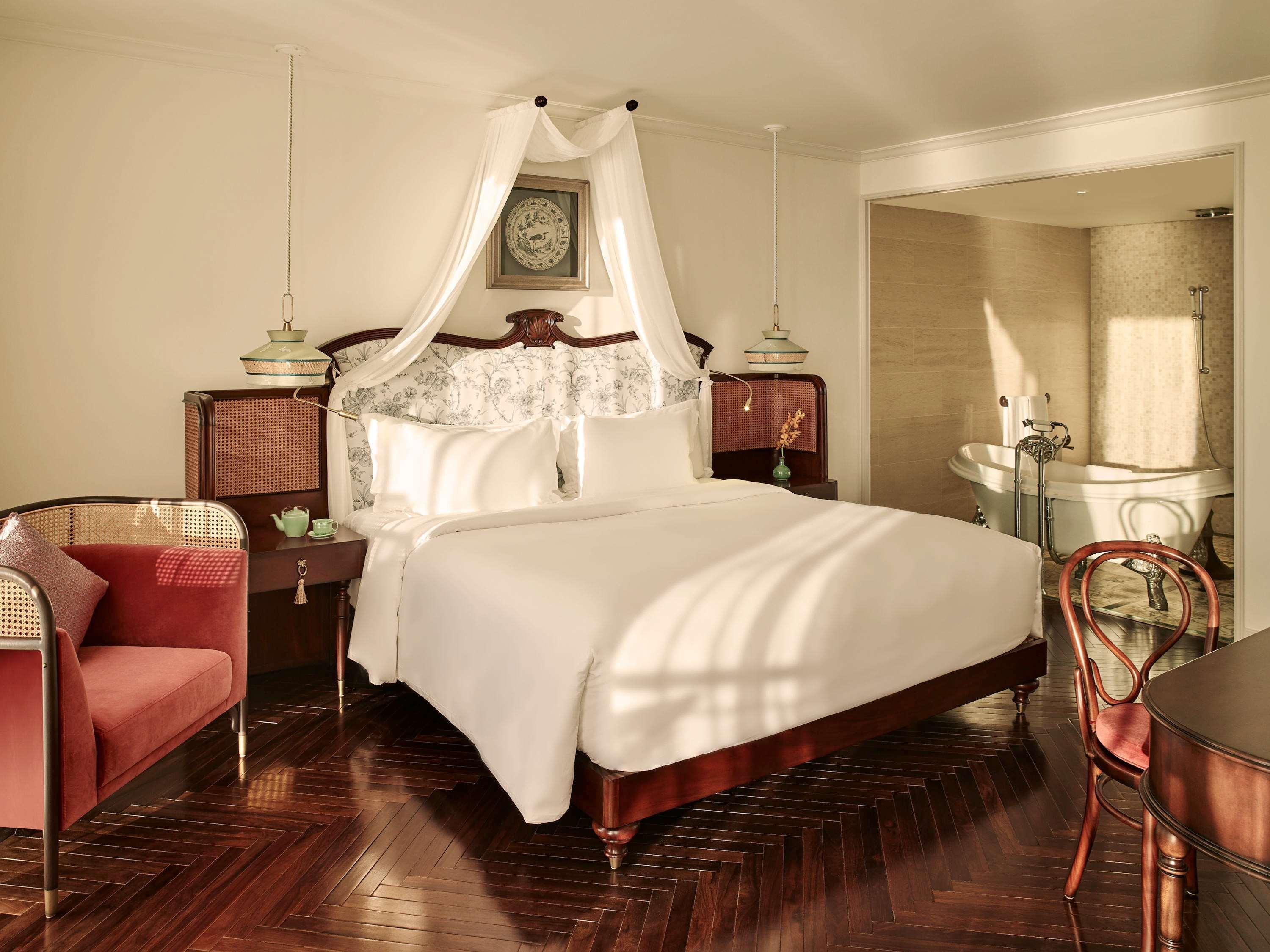 Hotel Perle D'Orient Cat Ba - Mgallery Chan Chau Exterior foto A suite at the hotel