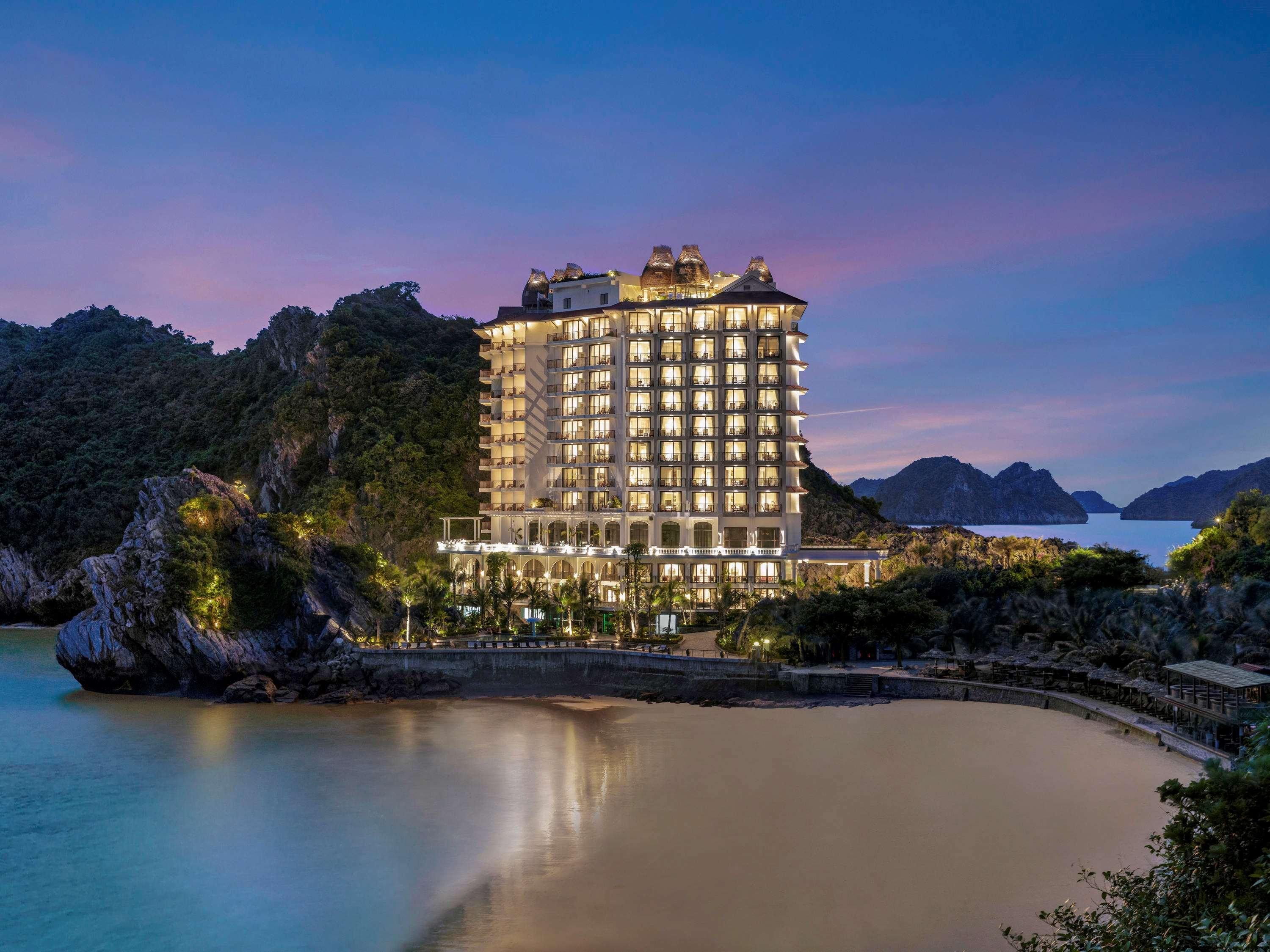 Hotel Perle D'Orient Cat Ba - Mgallery Chan Chau Exterior foto Vinpearl Hotel Nha Trang