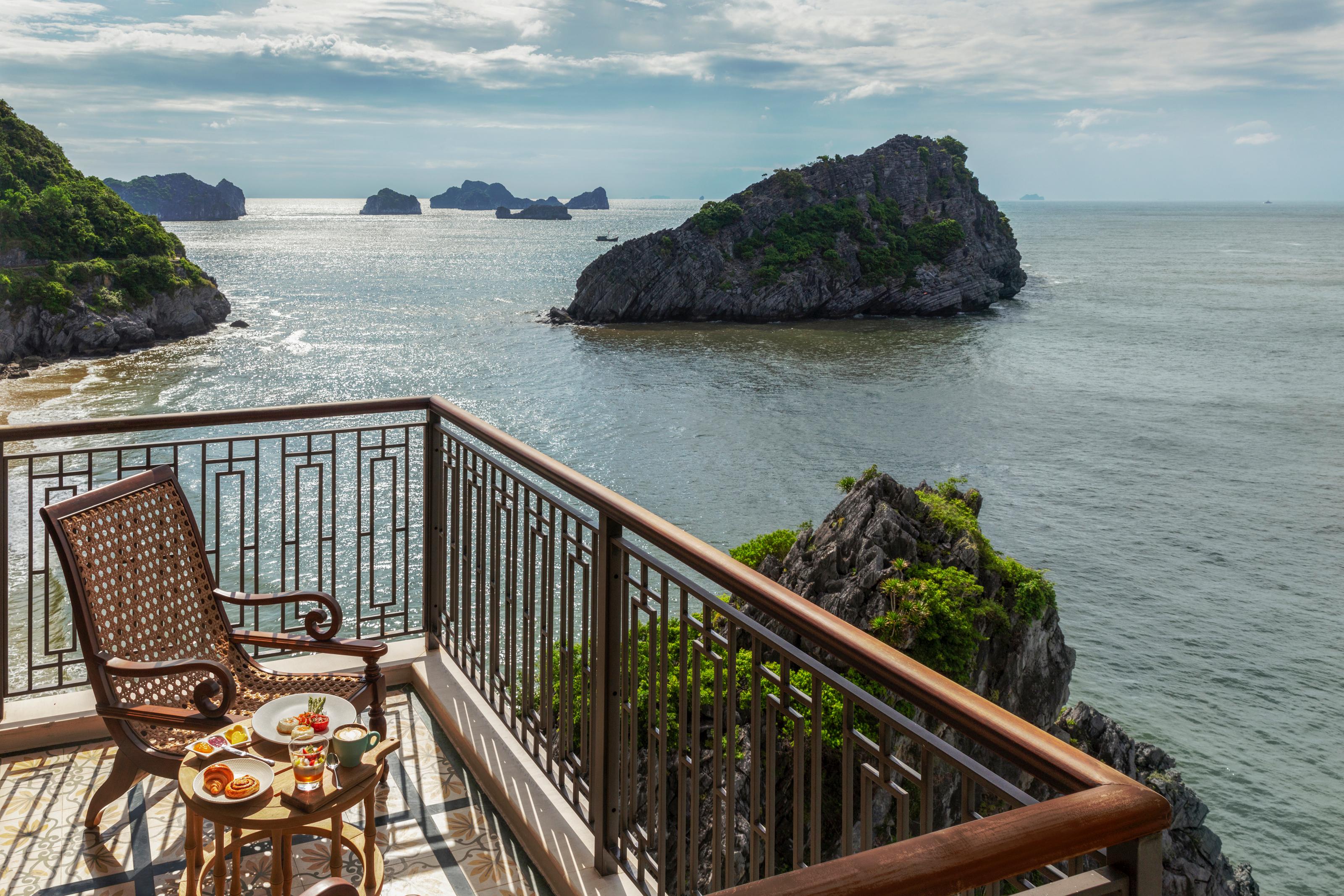 Hotel Perle D'Orient Cat Ba - Mgallery Chan Chau Exterior foto View from the hotel